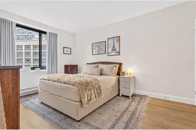 25-21 43rd Avenue #302, New York City, NY 11101 - Photo 5