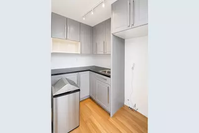424 Broadway #3-F, New York City, NY 10013 - Photo 7
