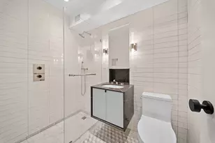 470 W 24th St, New York, NY 10011 - Photo 3