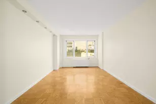 159 W 53rd St, New York City, NY 10019 - Photo 3
