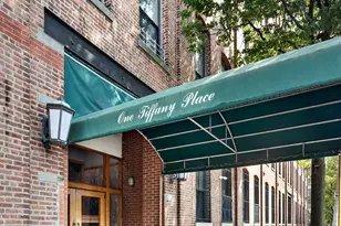 1 Tiffany Pl, New York City, NY 11231 - Photo 15