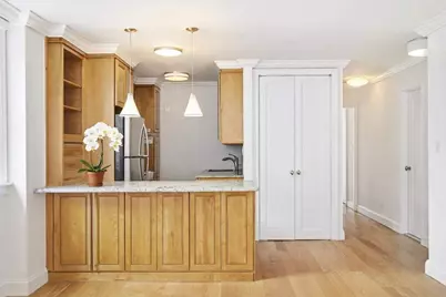 32 Gramercy Park S #10A, New York City, NY 10003 - Photo 5