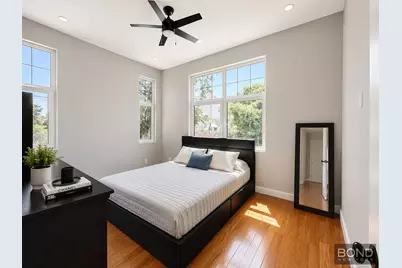 926 E 99th Street, New York City, NY 11236 - Photo 7