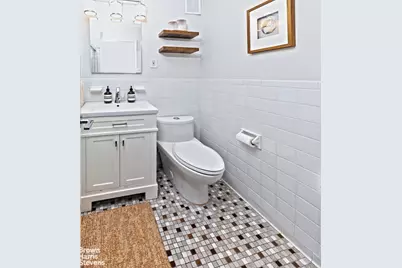 444 E 75th Street #9C, New York City, NY 10021 - Photo 9