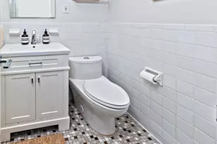 444 E 75th St, New York City, NY 10021 - Photo 9