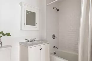 27 W 72nd St, New York, NY 10023 - Photo 11