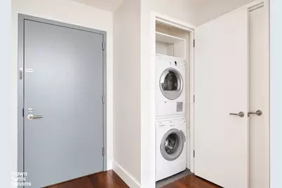 214 N 11th Street #5A, New York City, NY 11211 - Photo 17