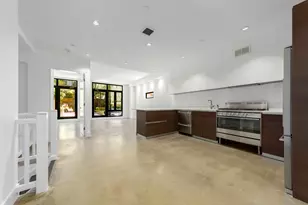 427 E 12th St, New York City, NY 10009 - Photo 1