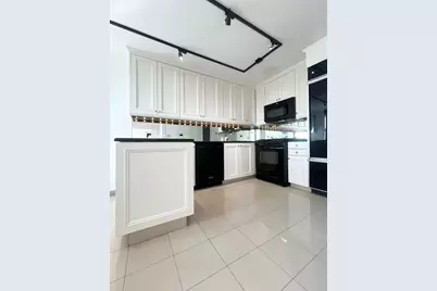 200 E 90th Street #27GH, New York City, NY 10128 - Photo 5