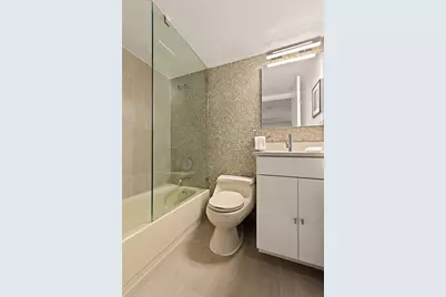 372 5th Avenue #3M, New York, NY 10018 - Photo 7