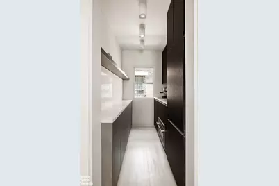 307 W 20th Street #3R, New York City, NY 10011 - Photo 5