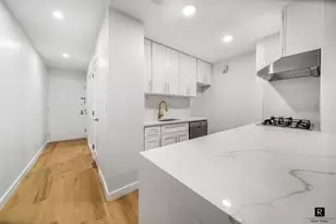 106 Central Park S, New York City, NY 10019 - Photo 21
