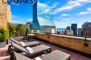 310 E 46th St, New York City, NY 10017 - Photo 9