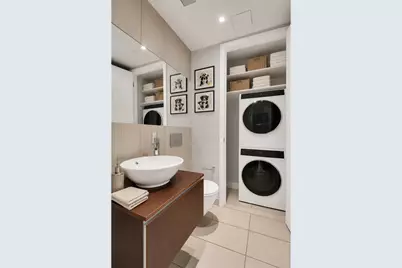 166 W 18th Street #2D, New York City, NY 10011 - Photo 9