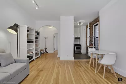 26 W 97th Street #4-D, New York, NY 10025 - Photo 9