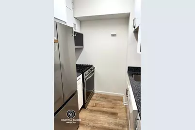 530 E 76th Street #10F, New York City, NY 10021 - Photo 5