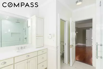 338 W 71st Street, New York City, NY 10023 - Photo 11