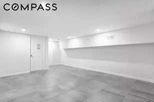 586 E 42nd St, New York City, NY 11203 - Photo 21