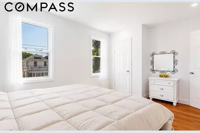586 E 42nd Street, New York City, NY 11203 - Photo 19