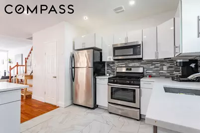 586 E 42nd Street, New York City, NY 11203 - Photo 13