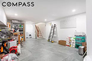 586 E 42nd St, New York City, NY 11203 - Photo 19