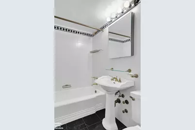 45 Sutton Place S #3H, New York City, NY 10022 - Photo 11