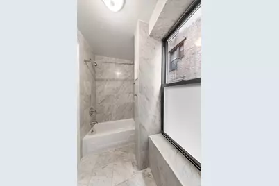 19 Commerce Street #10, New York City, NY 10014 - Photo 5