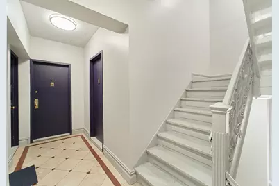 19 Commerce Street #10, New York City, NY 10014 - Photo 7