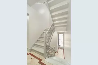 19 Commerce Street #10, New York, NY 10014 - Photo 7