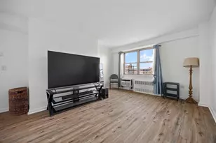12399 Flatlands Ave, New York City, NY 11208 - Photo 9
