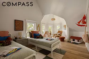 534 E 24th St, New York City, NY 11210 - Photo 17