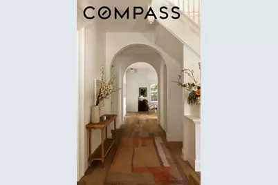 534 E 24th Street, New York City, NY 11210 - Photo 9