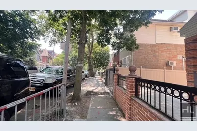 610 E 3rd Street #2, Brooklyn, NY 11218 - Photo 17