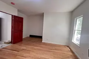 610 E 3rd St, Brooklyn, NY 11218 - Photo 7