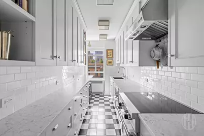 19 E 88th Street #PHD, New York City, NY 10128 - Photo 13