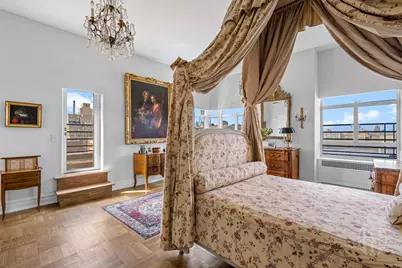 19 E 88th Street #PHD, New York City, NY 10128 - Photo 17