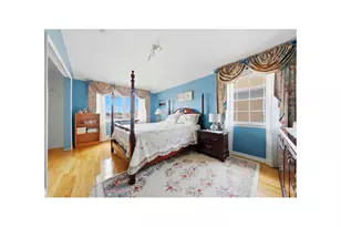 2410 Lodovick Ave, New York City, NY 10469 - Photo 27