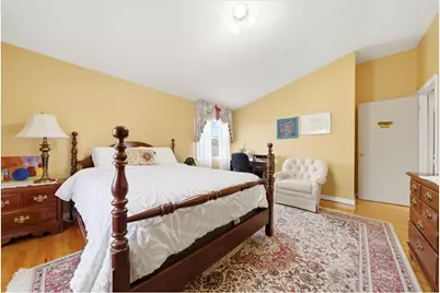2410 Lodovick Avenue, New York City, NY 10469 - Photo 31