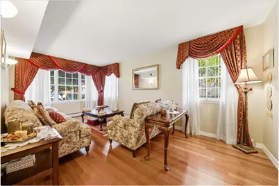 2410 Lodovick Avenue, New York City, NY 10469 - Photo 5