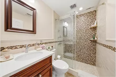 2410 Lodovick Avenue, New York City, NY 10469 - Photo 13