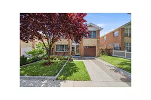 2410 Lodovick Ave, New York City, NY 10469 - Photo 39