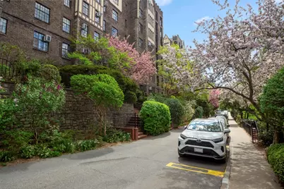 116 Pinehurst Avenue #B12, New York City, NY 10033 - Photo 13