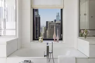 20 W 53rd St, New York, NY 10019 - Photo 11