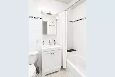425 Riverside Drive #5K, New York City, NY 10025 - Photo 9