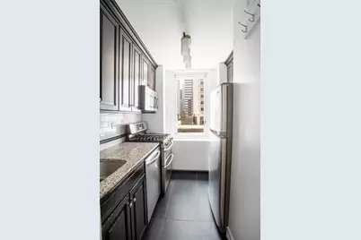 245 E 54th Street #11R, New York, NY 10022 - Photo 5