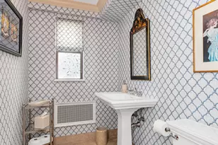 333 E 55th St, New York City, NY 10022 - Photo 11