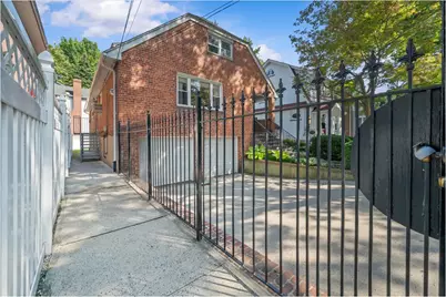 3132 Fairfield Avenue, New York City, NY 10463 - Photo 41