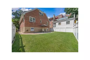 3132 Fairfield Ave, New York City, NY 10463 - Photo 43