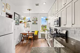 98 Luquer St, New York City, NY 11231 - Photo 11