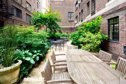 320 E 42nd Street #2318, New York City, NY 10017 - Photo 19